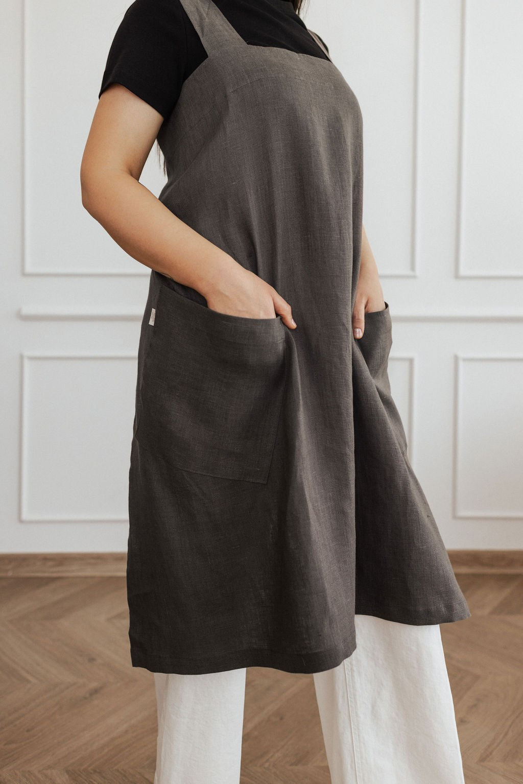 Linen Crossed Back Apron