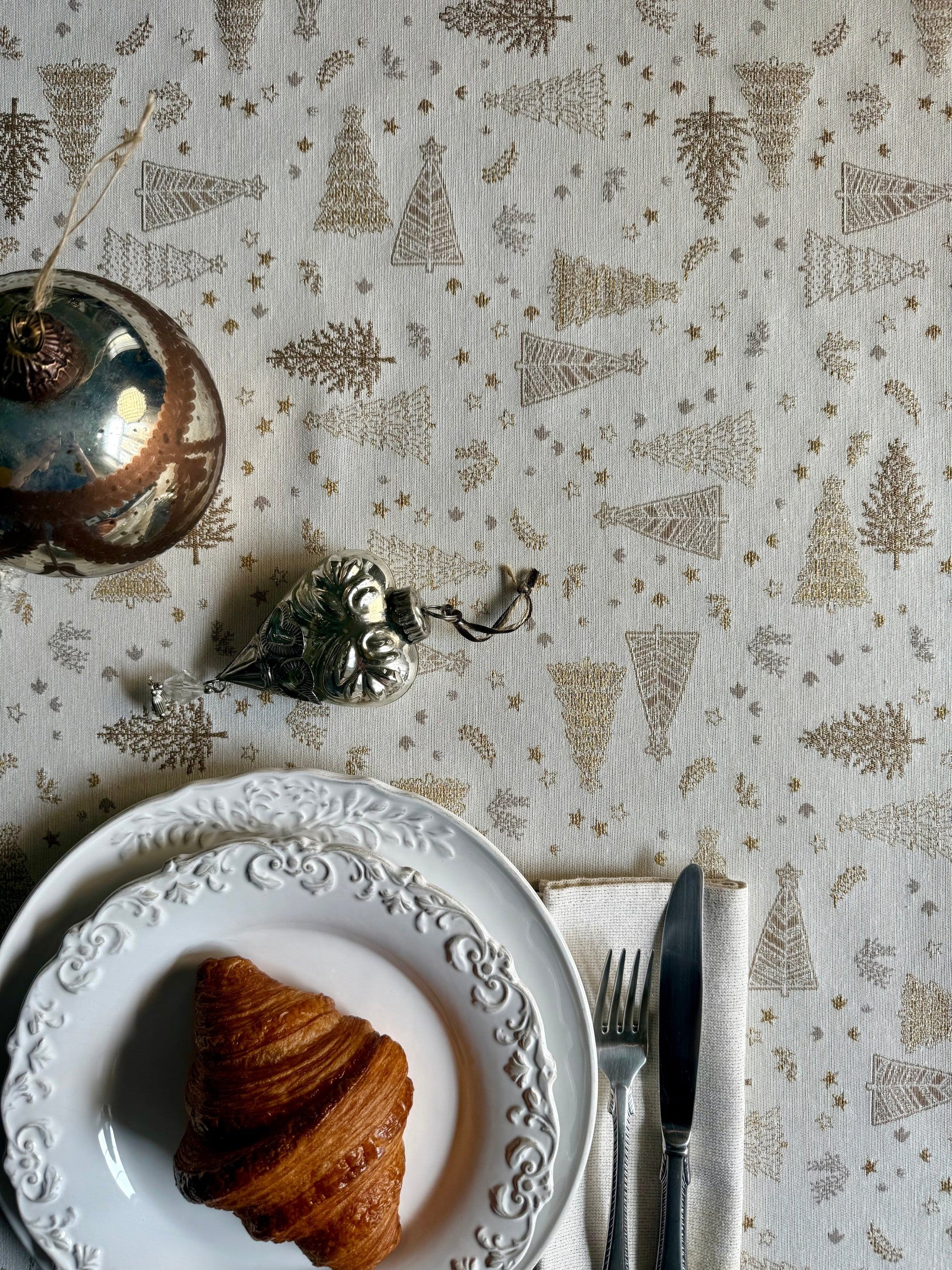 Round Tablecloth - Golden Forest